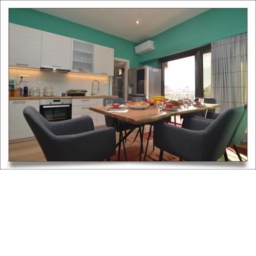 Sophia's Penthouse Apartment with Acropolis or Lykavitos view