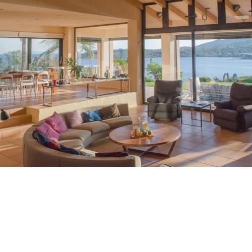 Sounio Exquisite Villa - Beachfront & Temple of Poseidon View