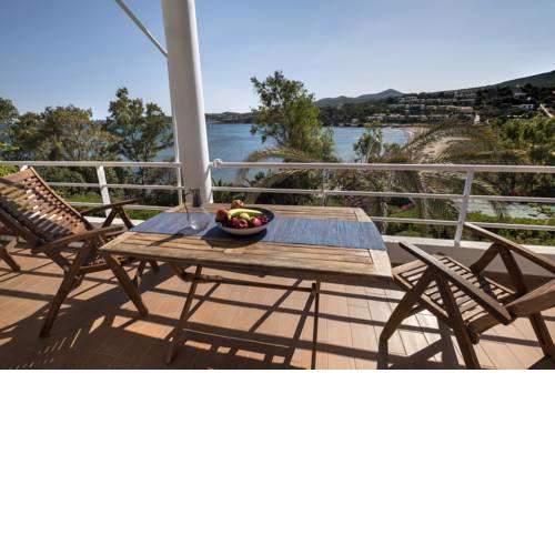 Sounio, Modern Beach Apartment Artemis