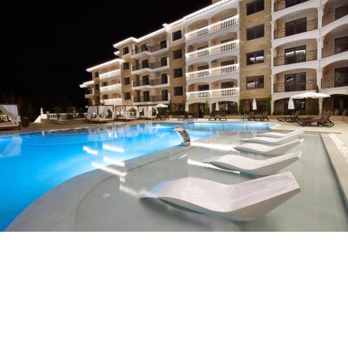 South Beach Apartment at Valencia Gardens