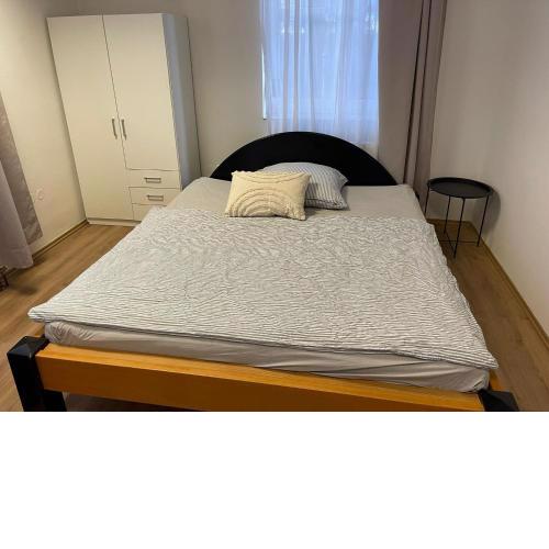 Space apartment close to metro Palmovka