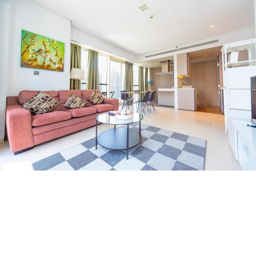 Spacious 1Bed Apt with a huge Balcony in Dubai Marina - VST