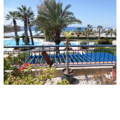 Spacious 2 bedroom apartment with large balcony