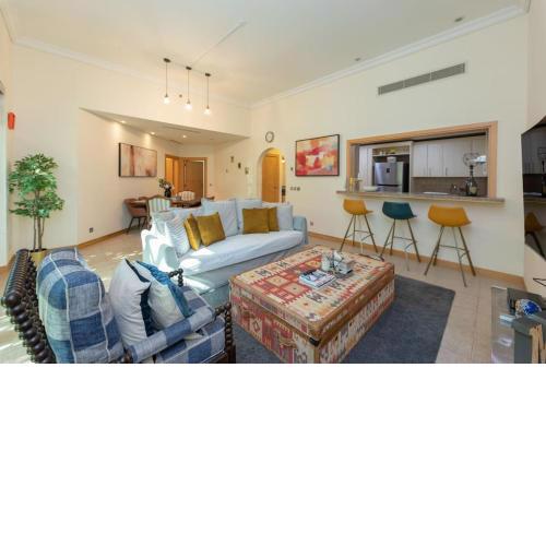 Spacious 2 bedroom in Palm Jumeirah