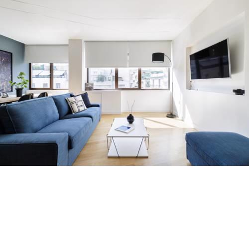 Spacious 2BD Apartment near Acropolis Museum by UPSTREET