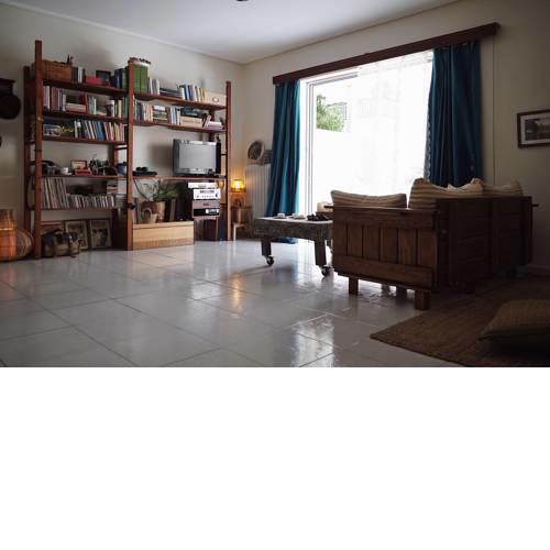 Spacious 3 Bedroom Apartment