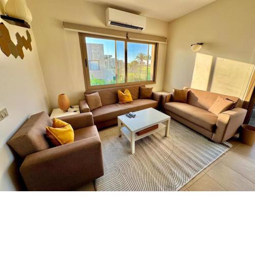 Spacious 3BR Apt with Lakeview in Little Venice Resort