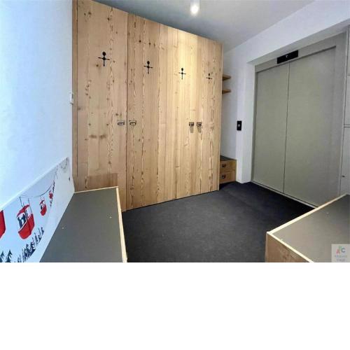 Spacious 4-Bedroom Retreat in the Heart of Aosta Valley
