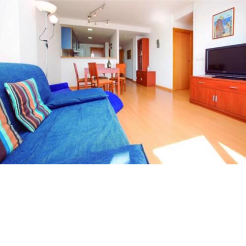 Spacious and bright 2 bedroom apartment