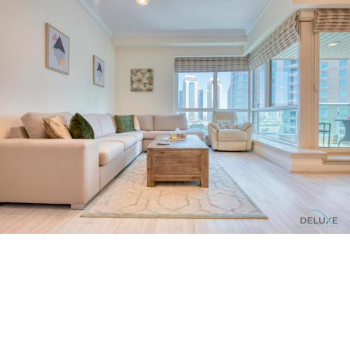 Spacious and Bright Apartment in Emaar Six Towers by Deluxe Holiday Homes