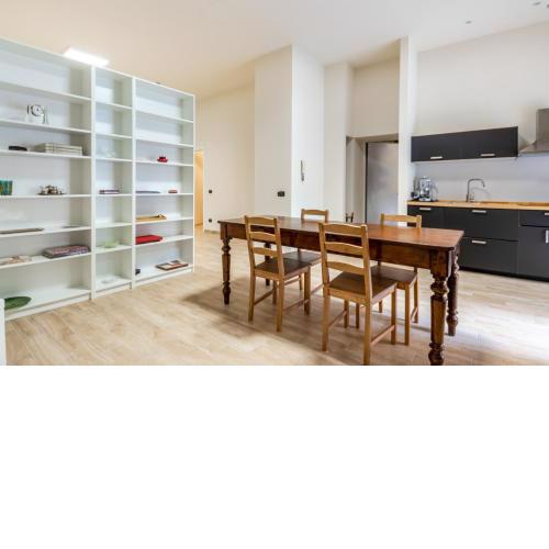 Spacious and quiet Loft in Chinatown by Easylife