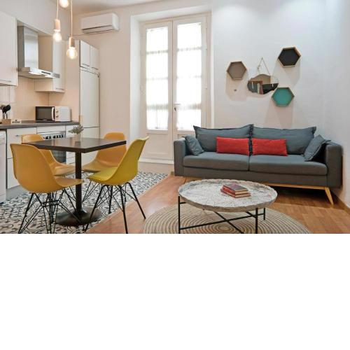 Spacious and welcoming apartment - Center