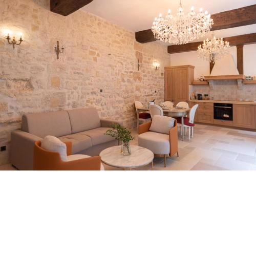 Spacious apartment in the center of Paris