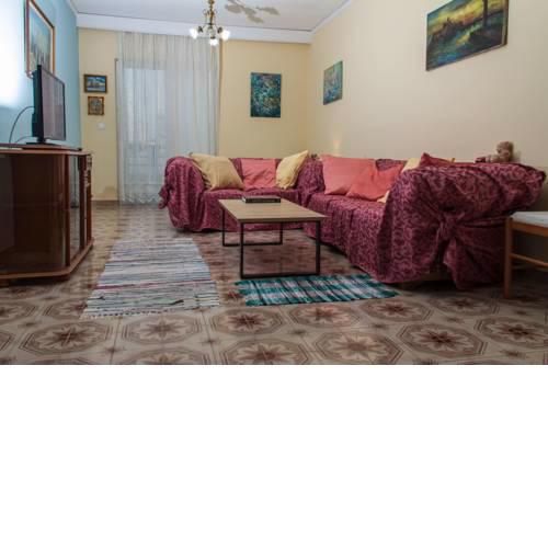 Spacious Apartment in the city of Rodos
