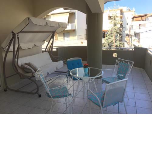 Spacious Apartment with large Balcony