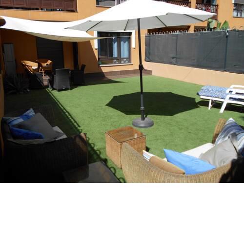 Spacious apartment with large garden in Palm Mar