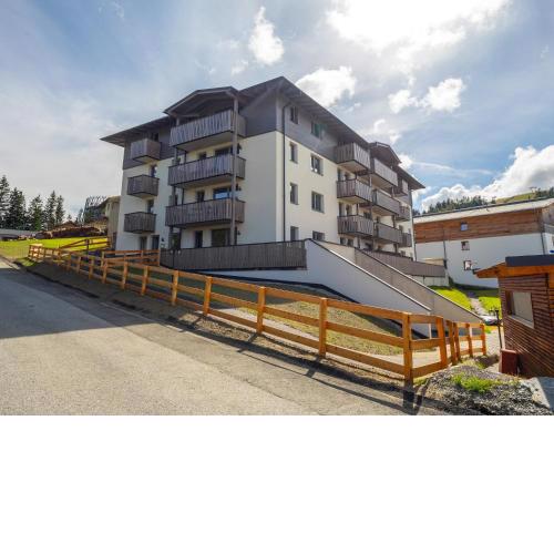 Spacious apartment with terrace for 8 Guests