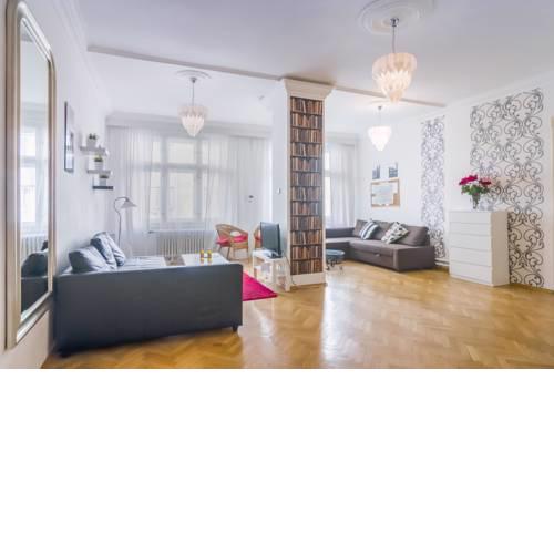 Spacious Central Apartment by Czech Apartments