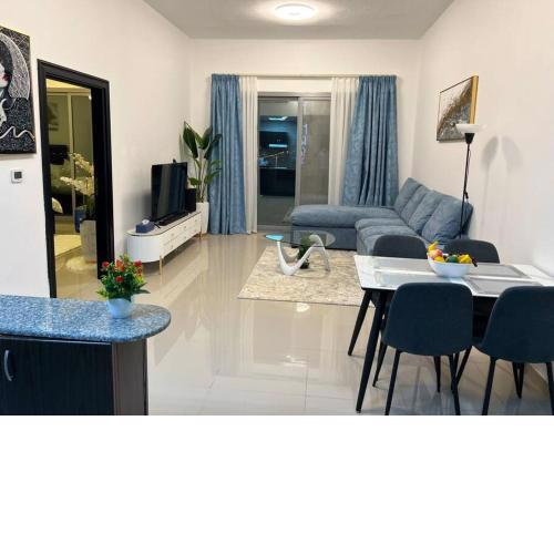 Spacious Cozy Brand New 1 Bedroom Apartment