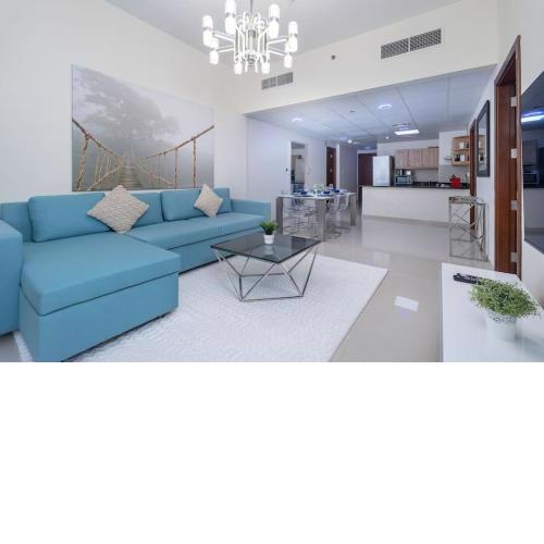 Spacious & Direct Golf View & Sport City & 2BD