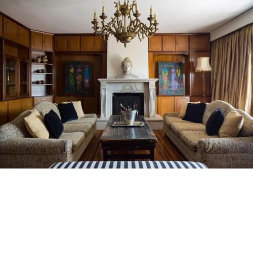 Spacious elegant penthouse apartment