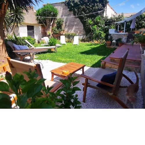 Spacious Holiday Home in Palermo with Garden