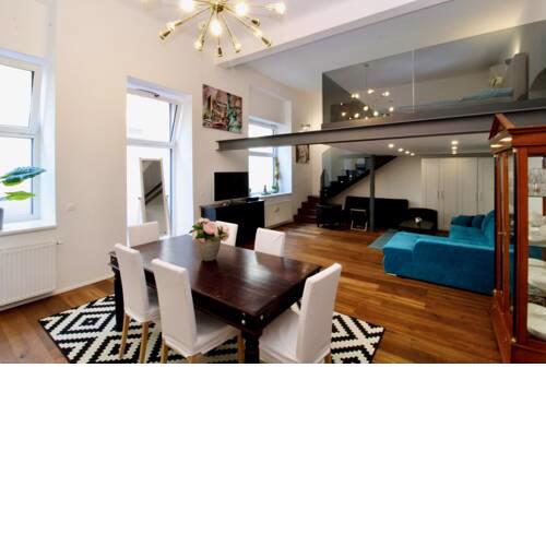 Spacious Loft for 4 With 2 Bathrooms