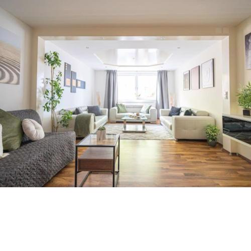 Spacious luxury Apartment