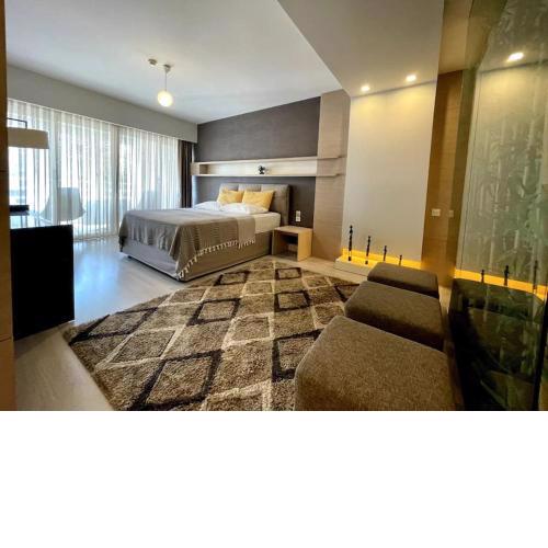 Spacious Modern 2-BR 2 LR Flat near Beachpark