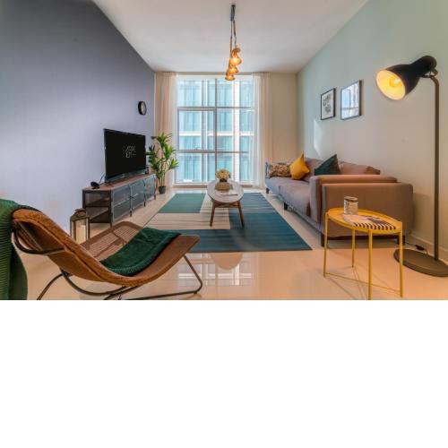 Spacious One Bedroom near Metro and Downtown
