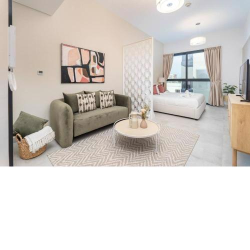 Spacious Pastel Studio by Suiteable Interiors