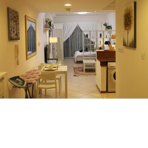 Spacious studio apartment in Dubai Marina close to metro and beach
