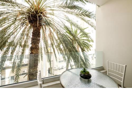 Spacious Studio Downtown