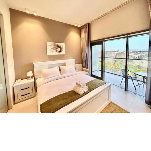 Spacious Studio with Balcony in Park View JVC