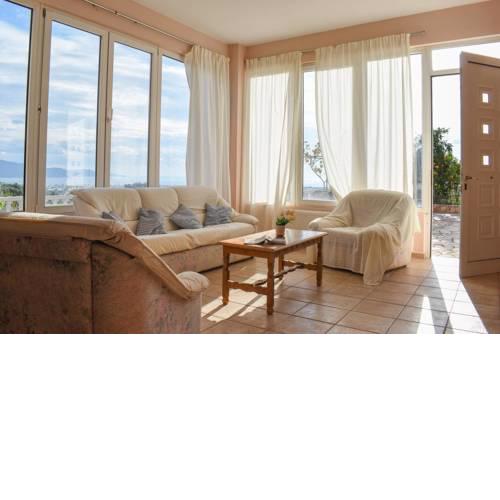 Spacious villa with amazing sea & mountain view