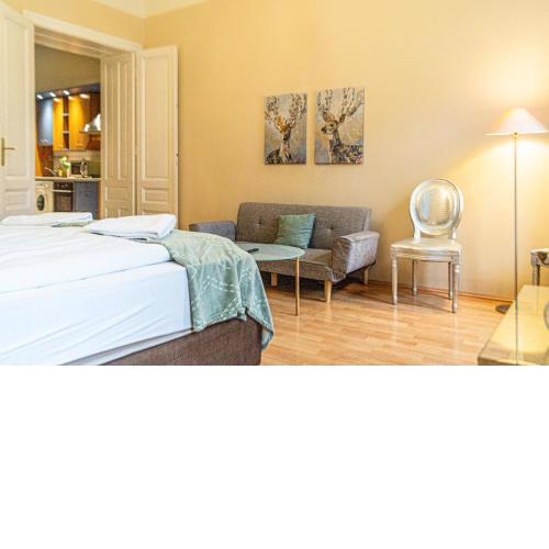 Spacy 2BR Apt. Ideal For Longstays