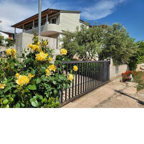 Spahiu Guesthouse