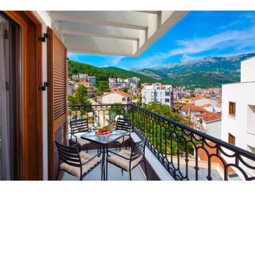 Spaska Apartments