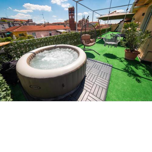 Spazioso appartamento con terrazzo Navigli , Bocconi IULM NABA