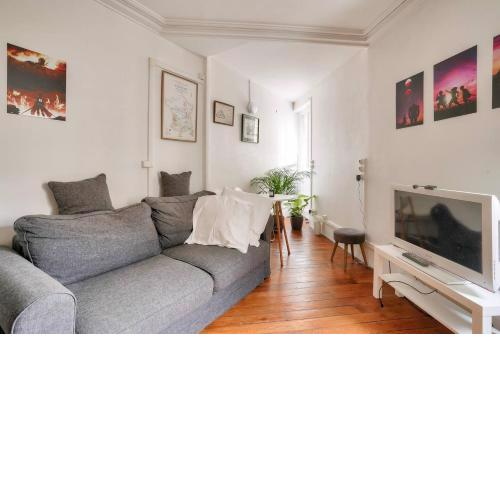 Spcaious 1bed flat next to Metro