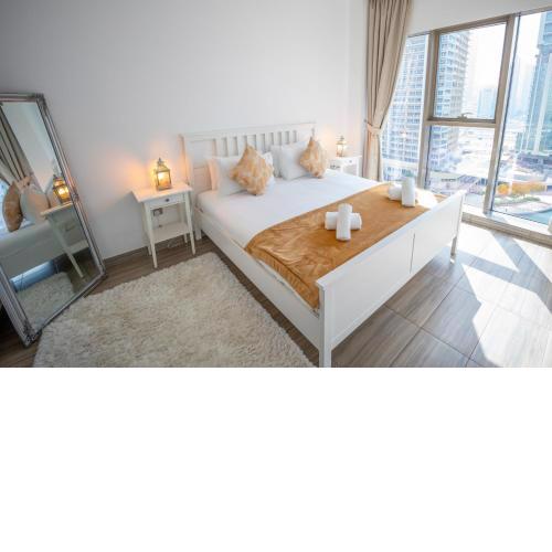 Spectacular Lake view JLT
