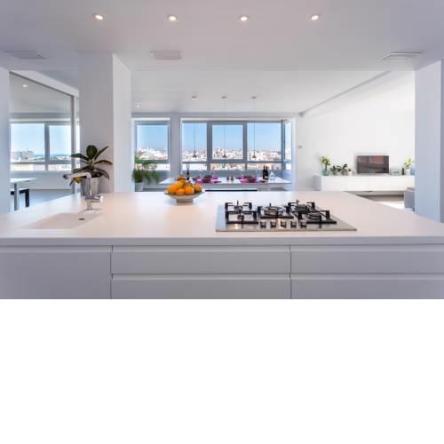 Spectacular views and light (with garage)