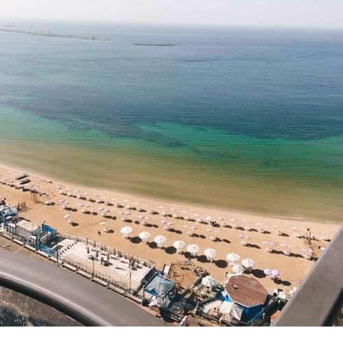 Spectacular Wide Seaview Apartment