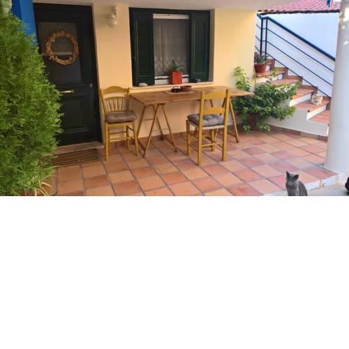 Spitaki Spata Airport Studio