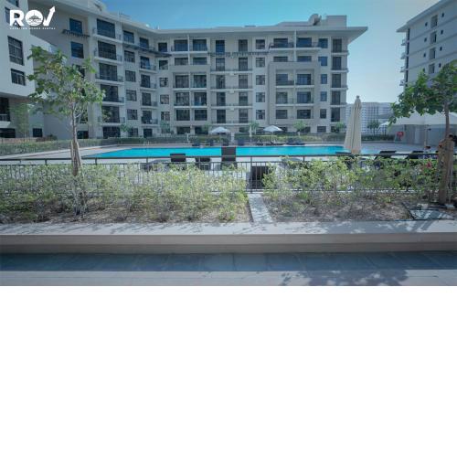 Splendid 2BR With Pool View