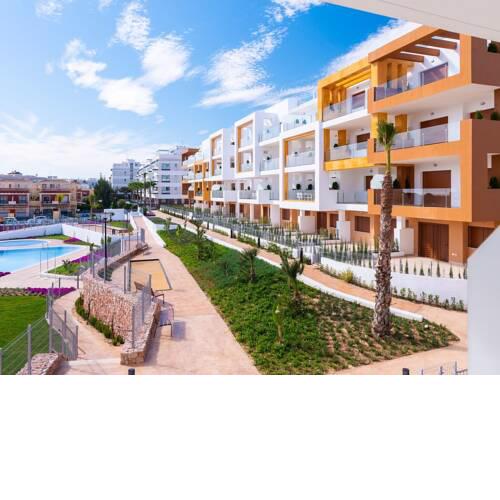 Splendid Apartment in Orihuela Costa with Garden