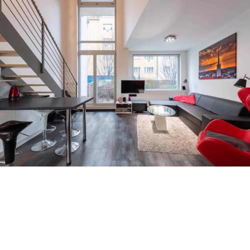 Splendid Loft with terrace steps from Center