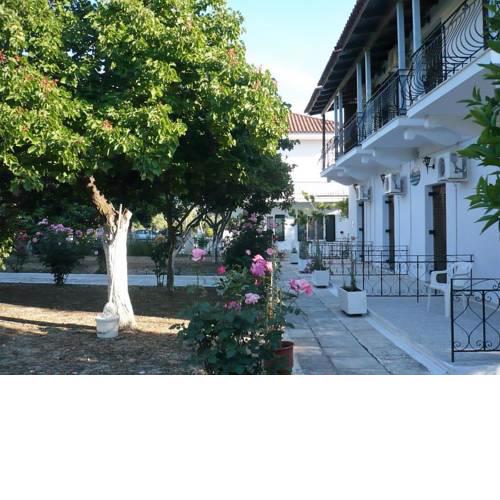 Spyros Apartments