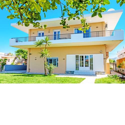 Spyros Villa Apartments