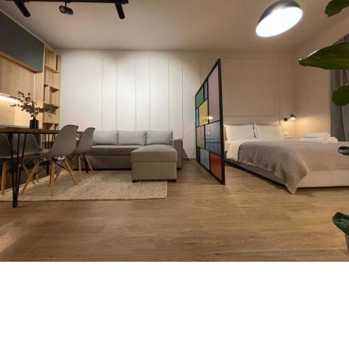 Square 21 Apartments